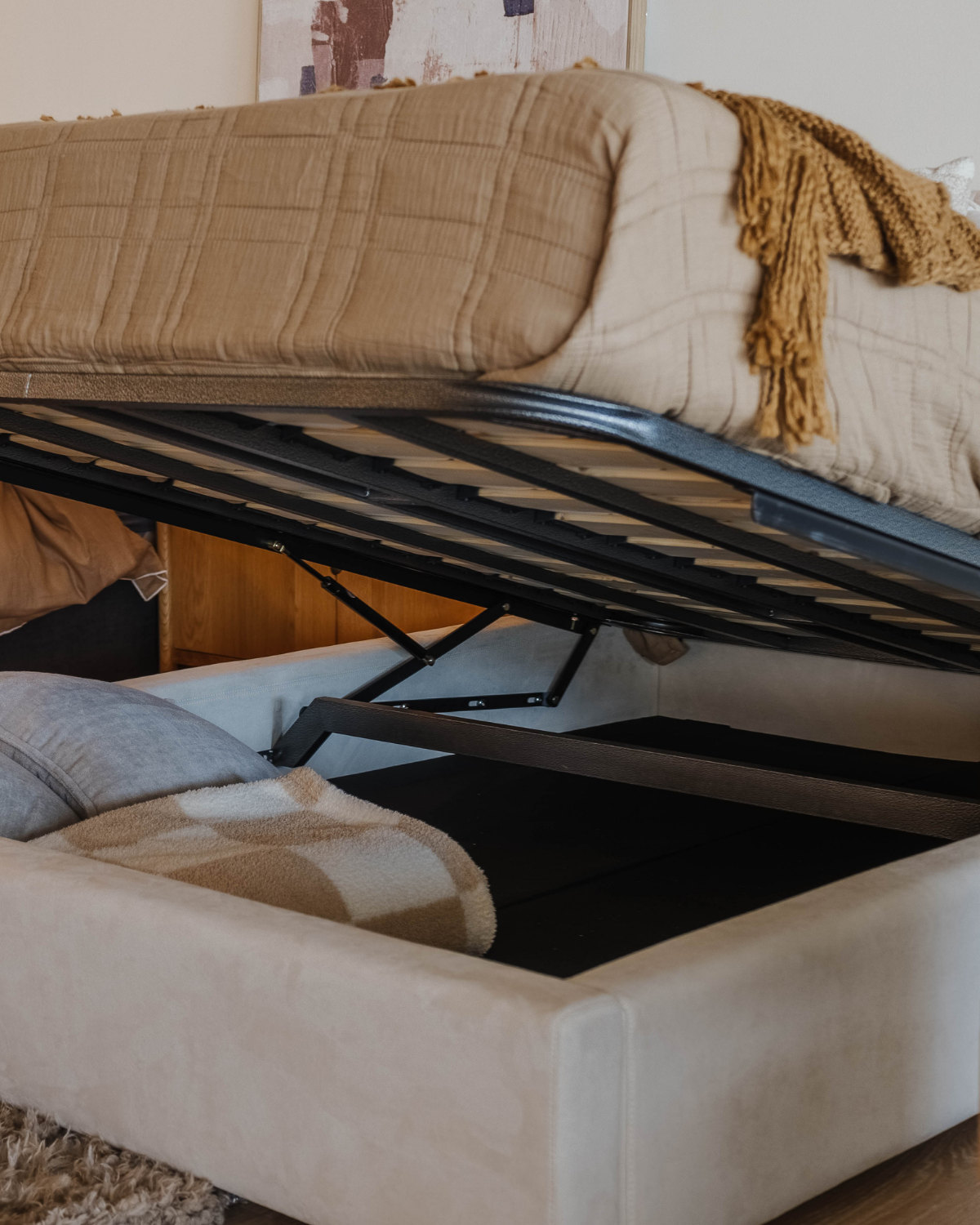 Cressida Storage Bed