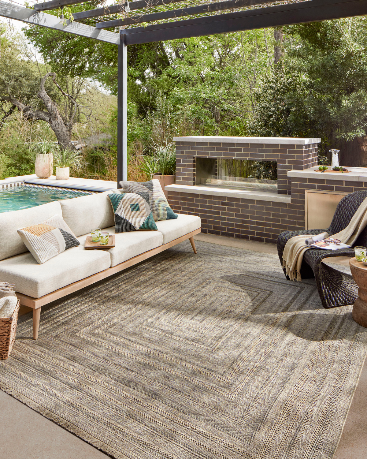 Dawn 01 Natural Indoor/Outdoor Rug