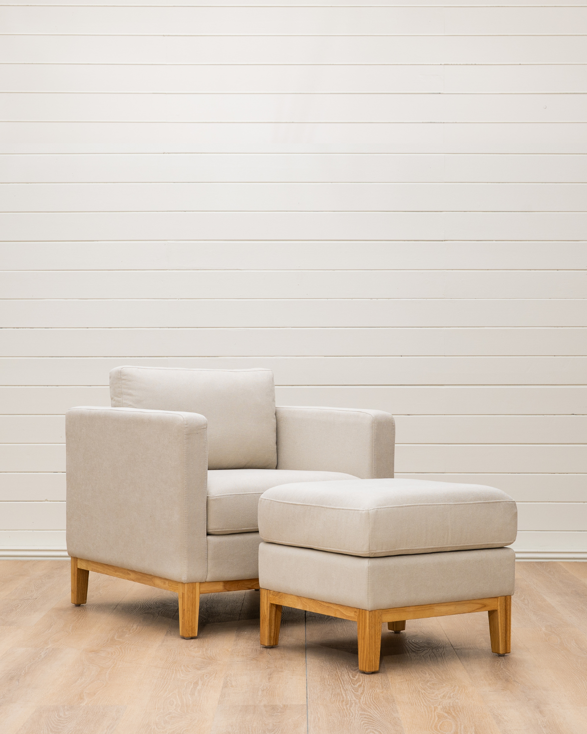 Leo Chair