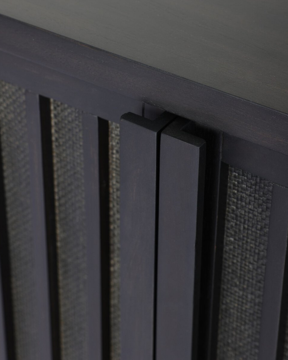 Nyland Media Console