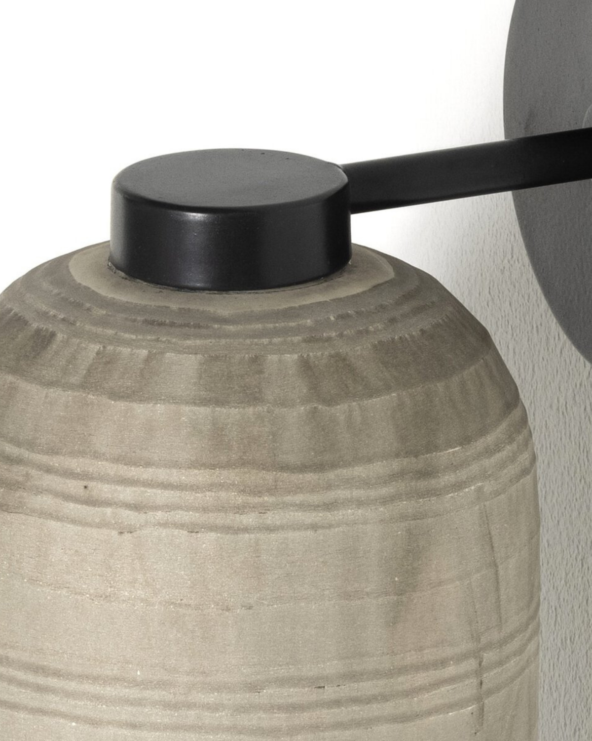 Brynner Sconce