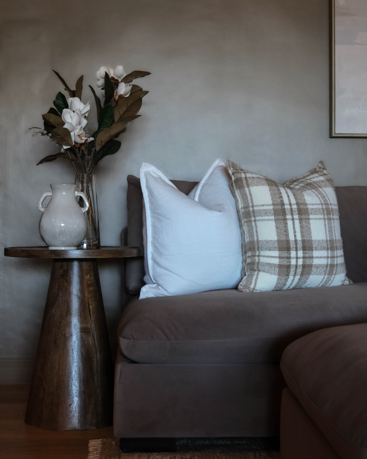 Caleb Armless Loveseat