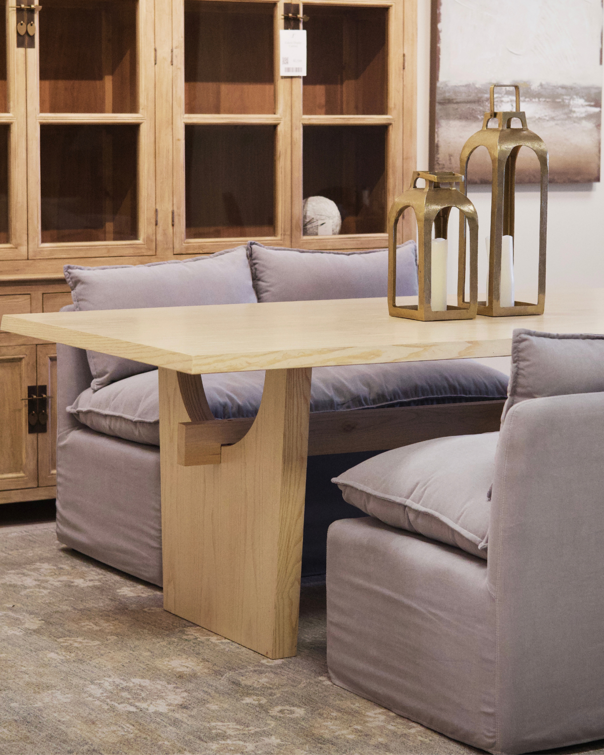 Cindy Armless Loveseat