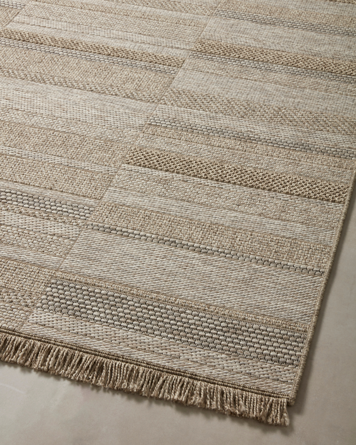 Dawn 03 Natural Indoor/Outdoor Rug