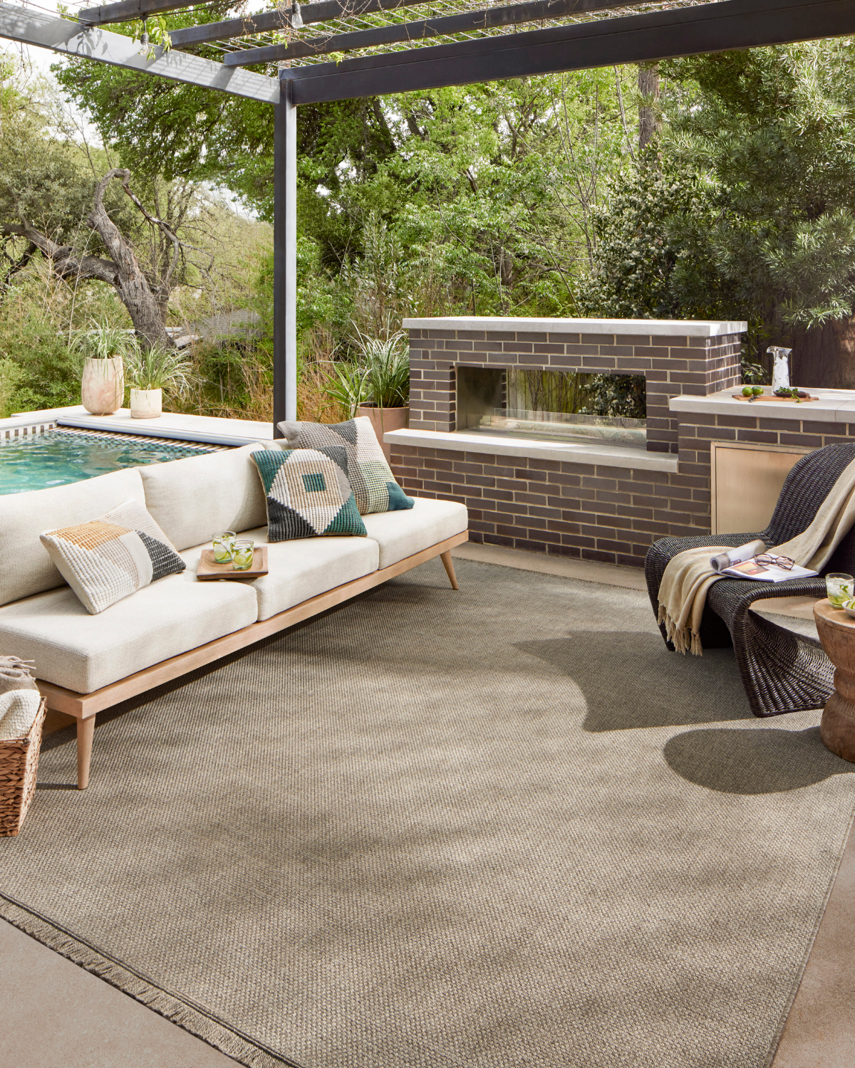 Dawn 04 Natural Indoor/Outdoor Rug