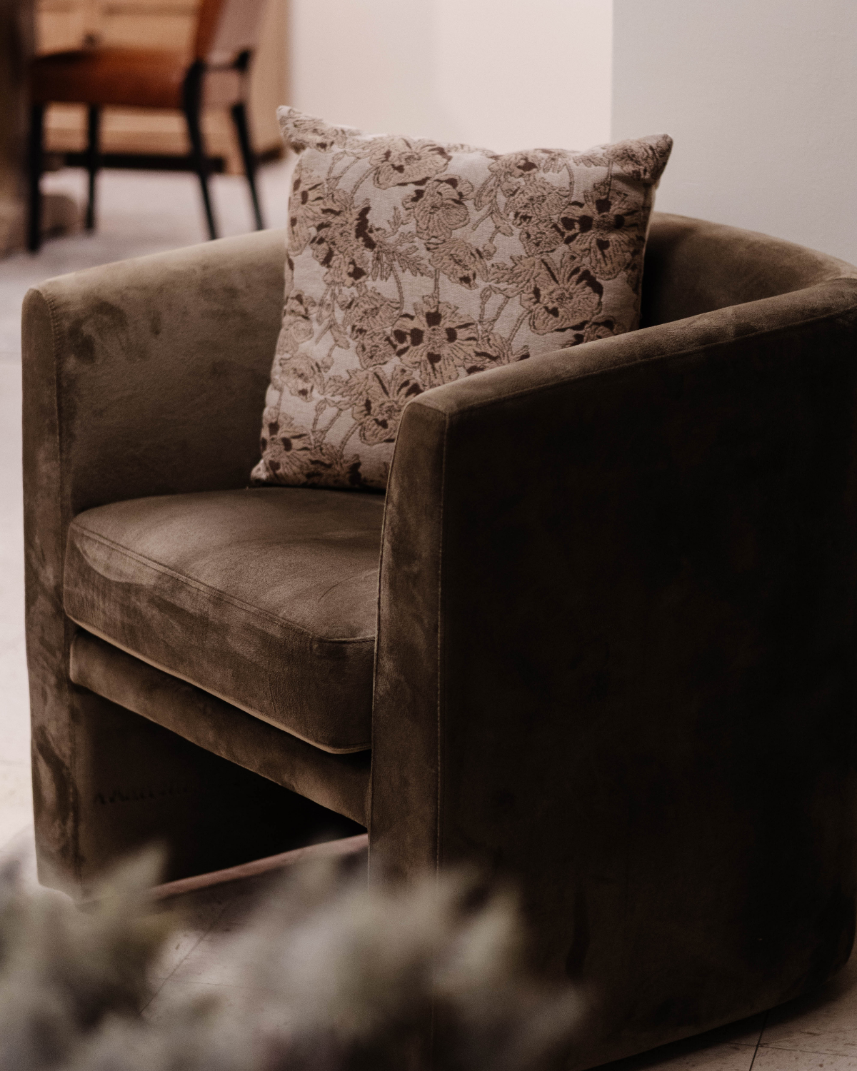 Elaine Accent Chair