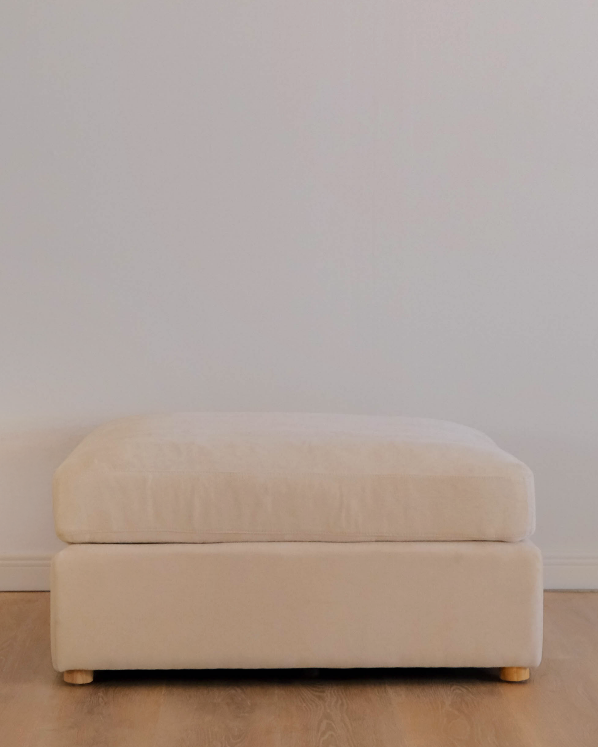 Custom Elle 4pc Sectional