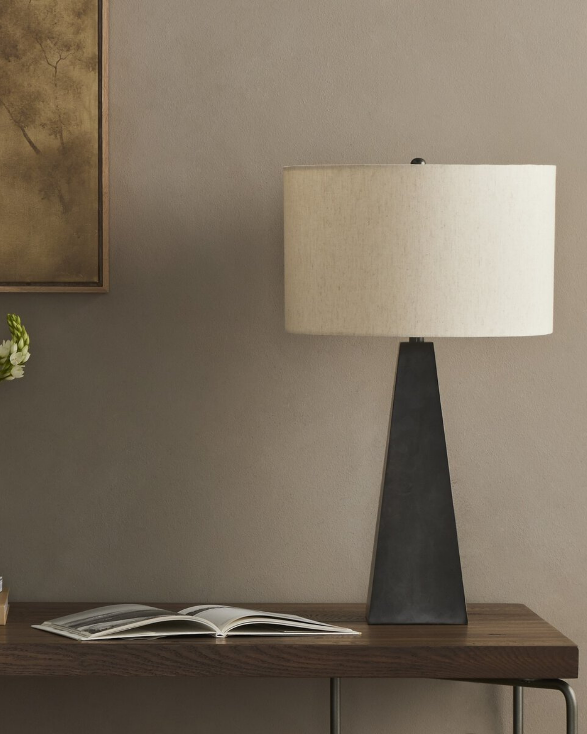 Leander Table Lamp