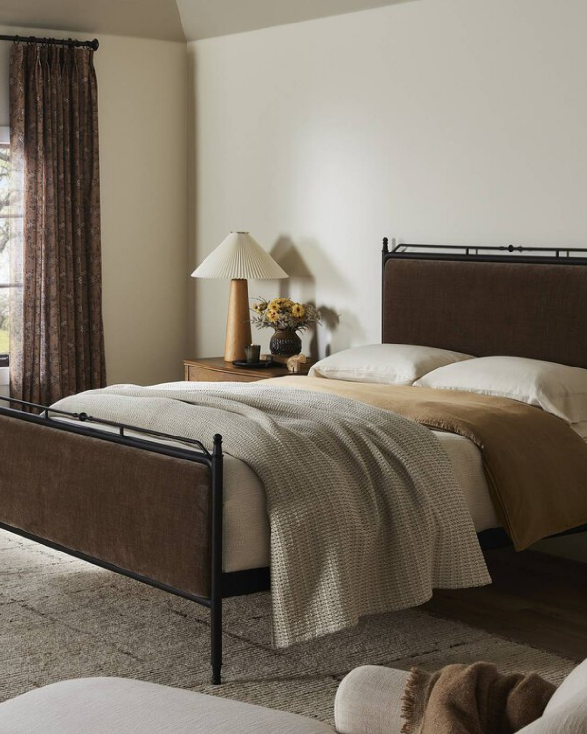 Nora Table Lamp