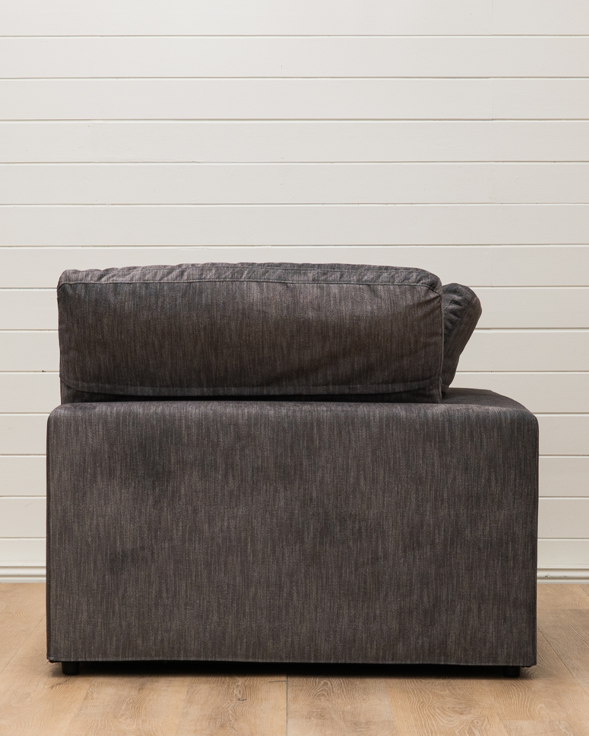 Custom Traven Corner flax